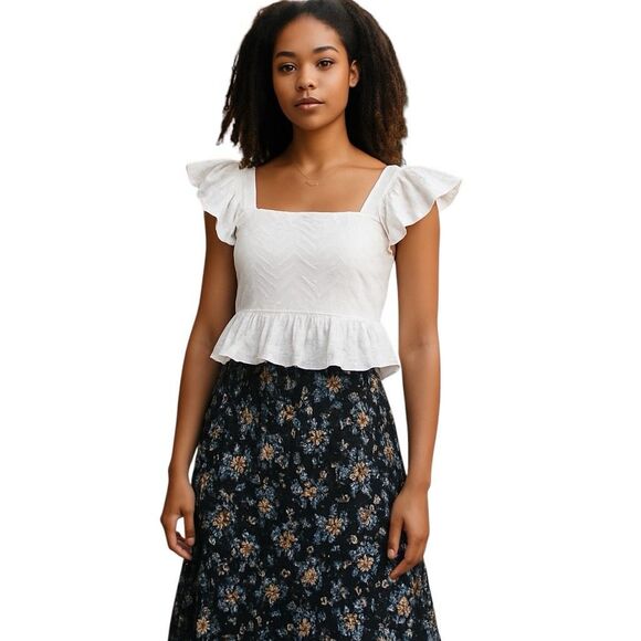 Francesca’s Blue Rain Bella Flutter Sleeve Bow Back Top Cottage Large White - Picture 1 of 6